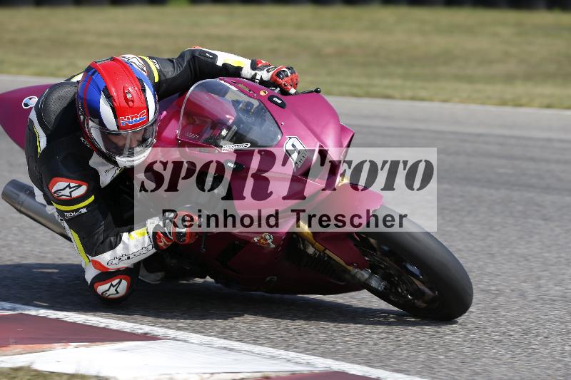 Archiv-2025/49 26.08.2025 Cornu Master School ADR/rot-rouge/0